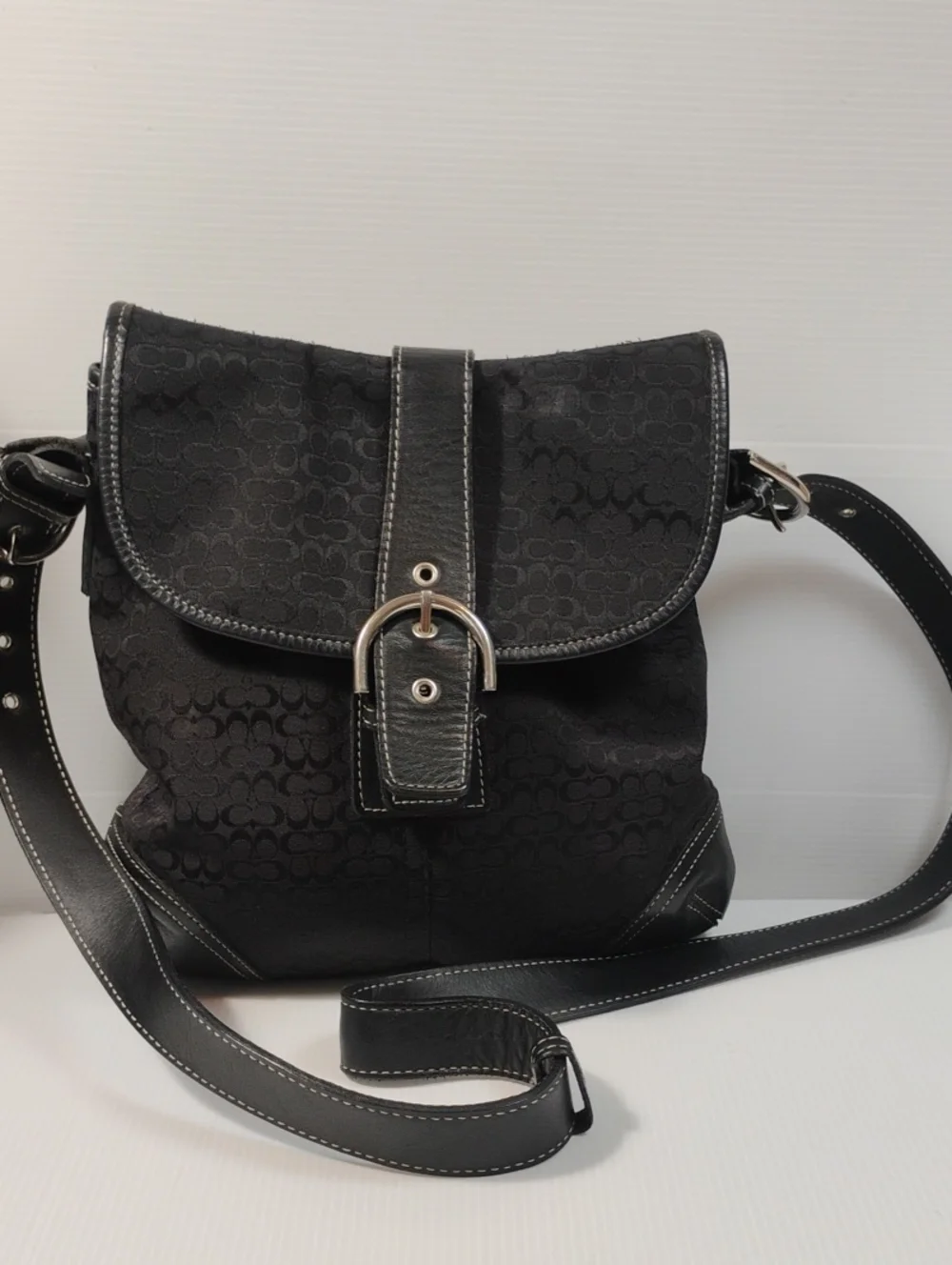 Coach Y2K Vintage Made In USA Soho Flap Bag With Kissing "C's" - Picture 6 of 6